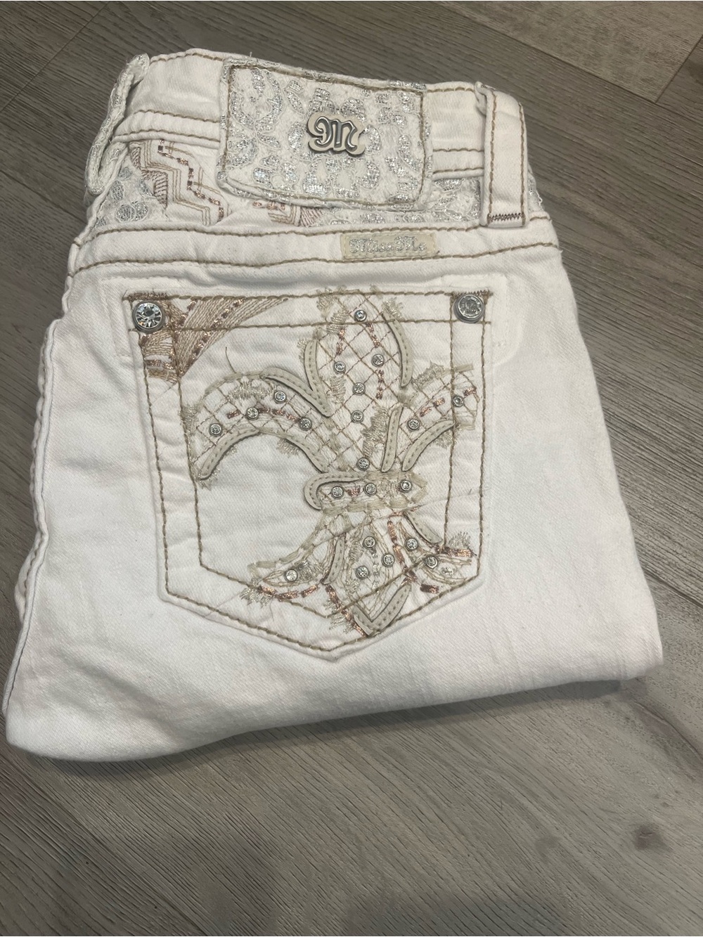 Miss Me Ankle Skinny White Embellished Jeans - Picture 9 of 9